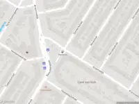 Ambulance met gepaste spoed naar de Krommedijk in Dordrecht