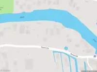 Ambulance met gepaste spoed naar de Oosteinde in Oud-Alblas