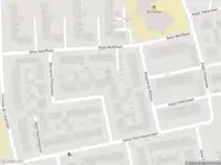 Ambulance, brandweer en politie met grote spoed naar de Aaltje Noordewierlaan in Bussum vanwege grote brand