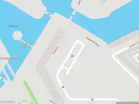 Ambulance met grote spoed naar de Kleiburg in Amsterdam