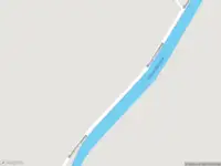 Politie met grote spoed naar de Westerhornseweg in Usquert vanwege voertuigen te water