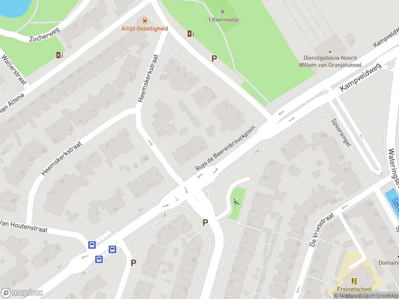 Ambulance met grote spoed naar de Ruys de Beerenbrouckplein in Delft