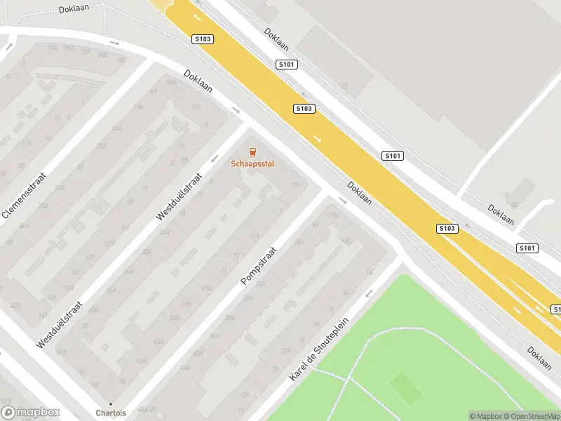 Ambulance met grote spoed naar de Pompstraat in Rotterdam