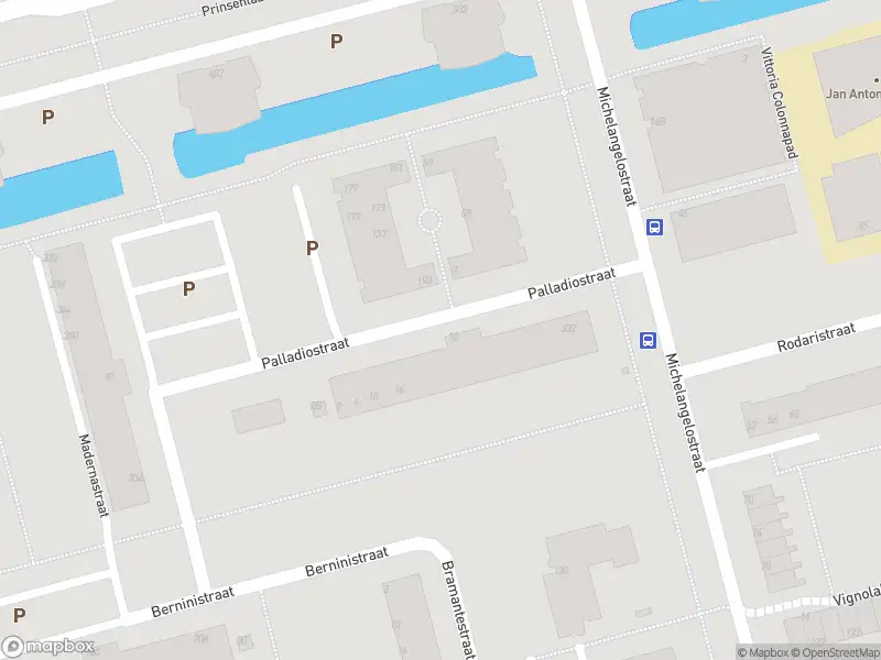 Ambulance met gepaste spoed naar de Palladiostraat in Rotterdam