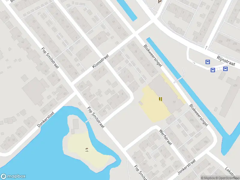 Ambulance met grote spoed naar de Scheepmakersstraat in Alblasserdam