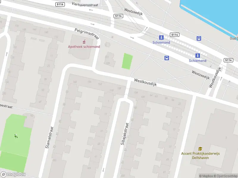 Ambulance met grote spoed naar de Westkousdijk in Rotterdam