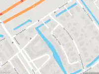 Ambulance met grote spoed naar de Laantje van Sibbes in Leiderdorp