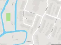 Ambulance met gepaste spoed naar de Sikkelstraat in Alkmaar