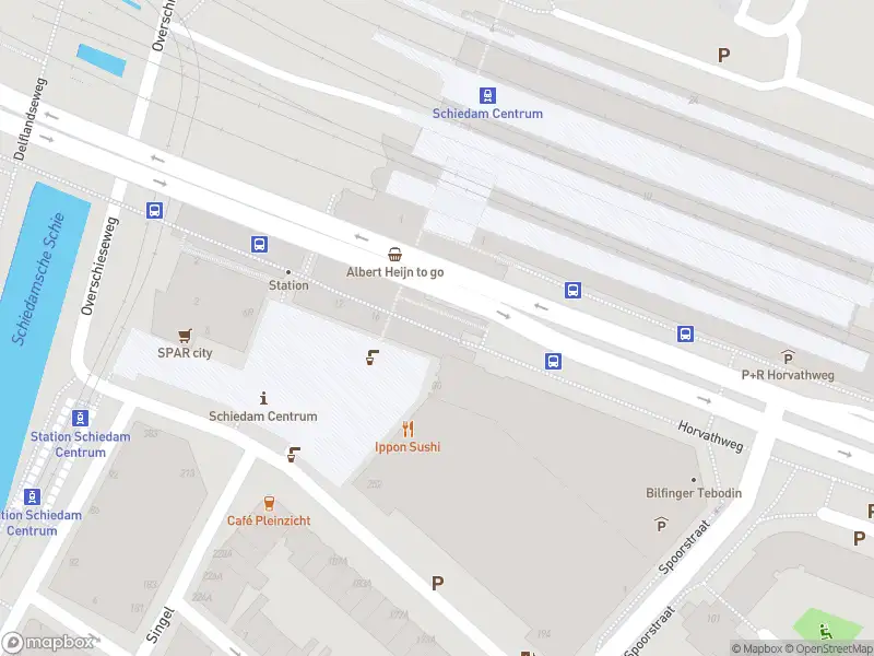 Ambulance met gepaste spoed naar de Stationsplein in Schiedam