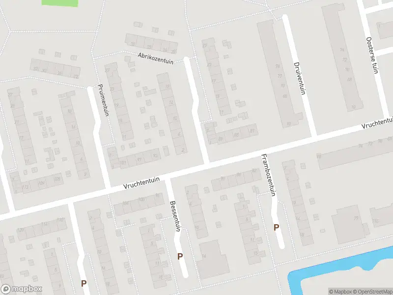 Ambulance met grote spoed naar de Abrikozentuin in Rotterdam