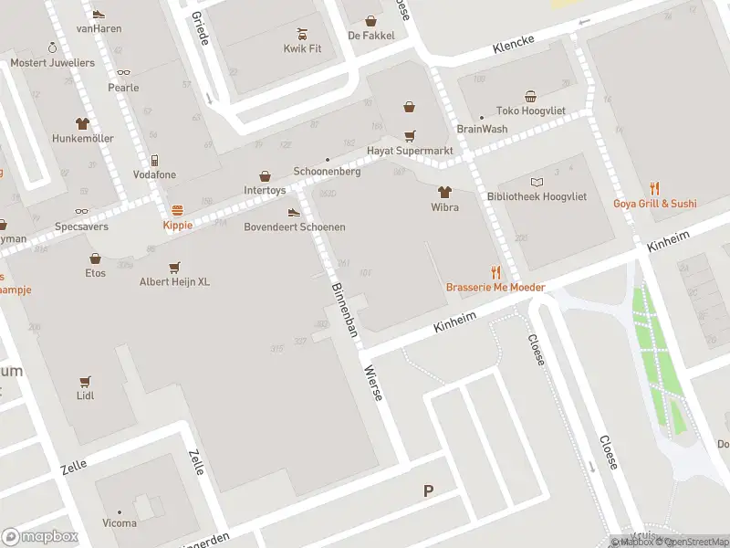 Ambulance met gepaste spoed naar de Binnenban in Hoogvliet Rotterdam