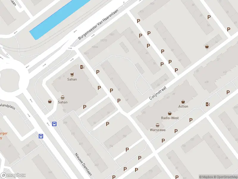 Ambulance met grote spoed naar de Loeffstraat in Schiedam