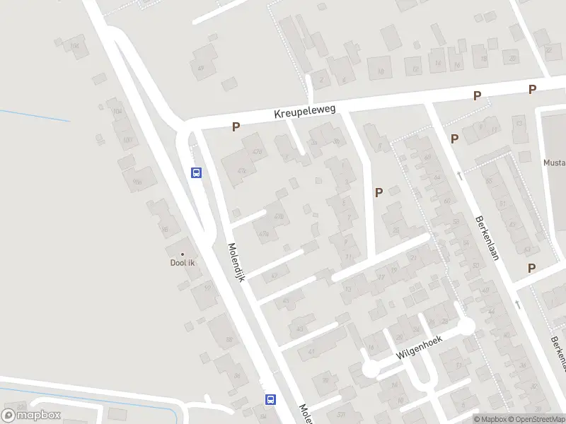 Ambulance met grote spoed naar de Molendijk in Klaaswaal