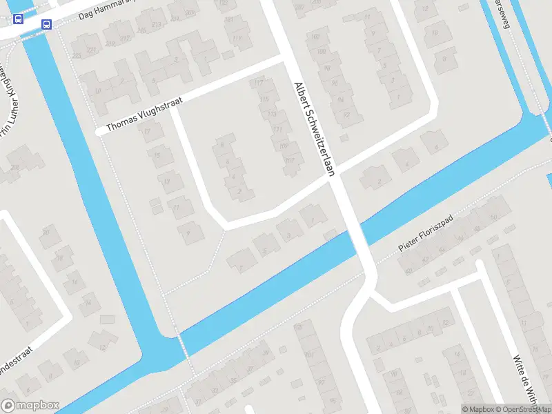 Ambulance met gepaste spoed naar de Gerard van der Dussenstraat in Hellevoetsluis