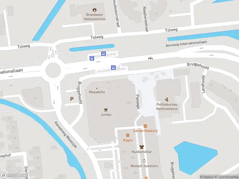 Ambulance met gepaste spoed naar de Bruggehoofd in Hellevoetsluis