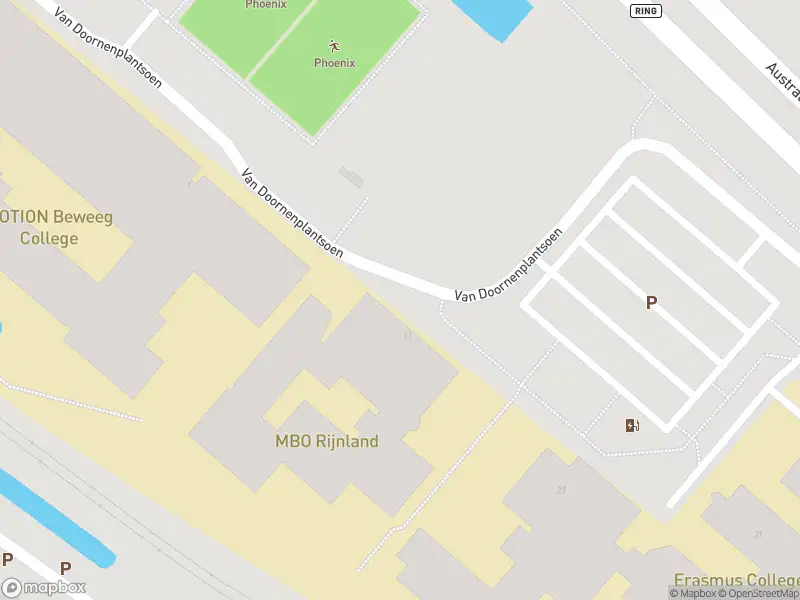 Ambulance met grote spoed naar de Van Doornenplantsoen in Zoetermeer