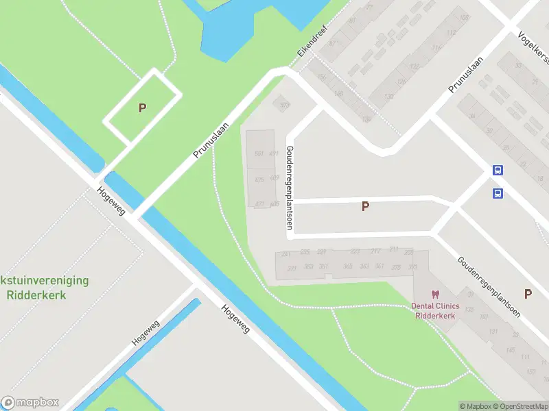 Ambulance met gepaste spoed naar de Goudenregenplantsoen in Ridderkerk