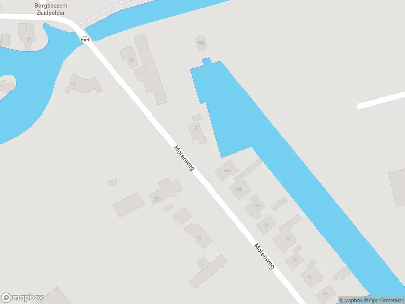 Ambulance met gepaste spoed naar de Molenweg in Berkel en Rodenrijs