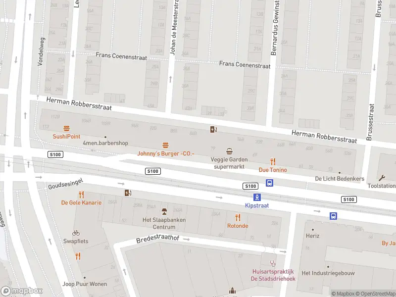 Ambulance met grote spoed naar de Goudsesingel in Rotterdam