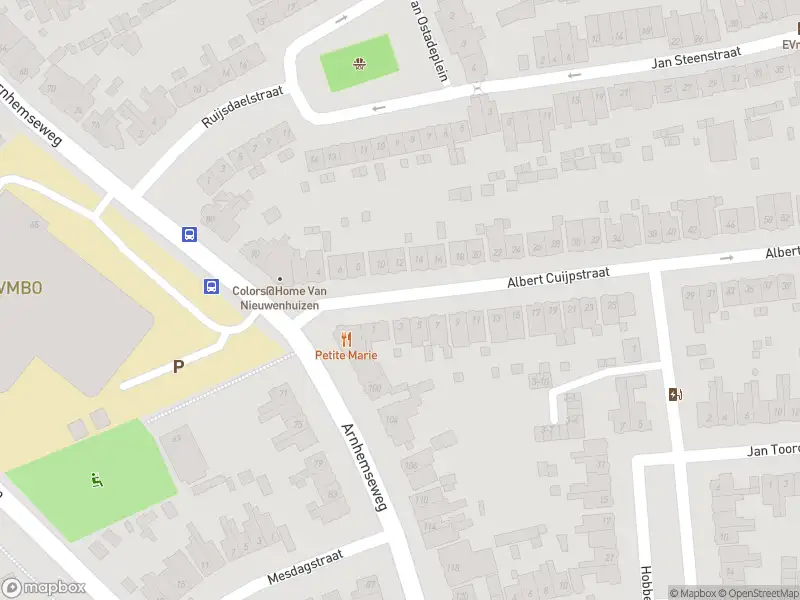 Ambulance met grote spoed naar de Albert Cuijpstraat in Albert Cuypstraat