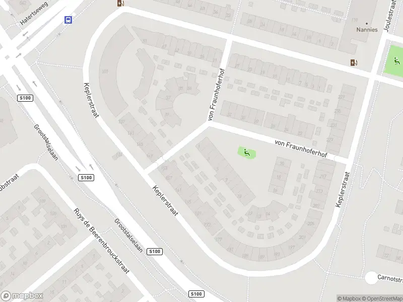 Brandweer met gepaste spoed naar de von Fraunhoferhof in Nijmegen