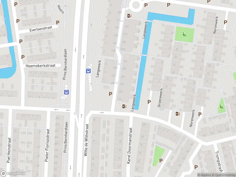 Ambulance met gepaste spoed naar de Langewerk in Alphen aan den Rijn