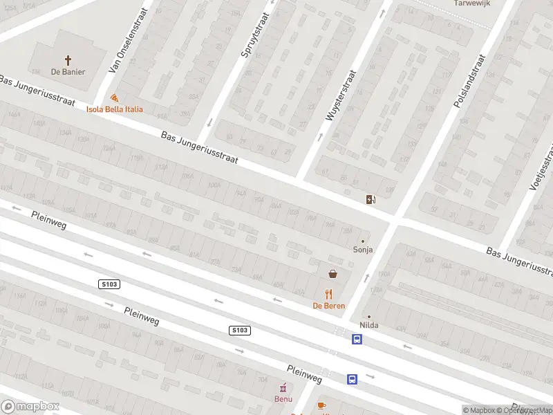 Ambulance met grote spoed naar de Bas Jungeriusstraat in Rotterdam