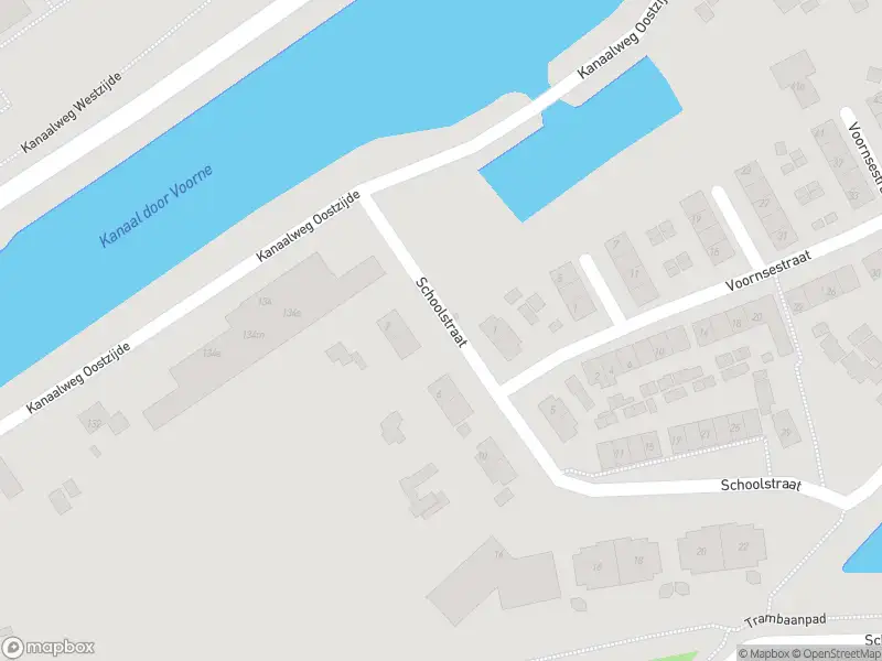 Brandweer met gepaste spoed naar de Schoolstraat in Hellevoetsluis vanwege een liftopsluiting