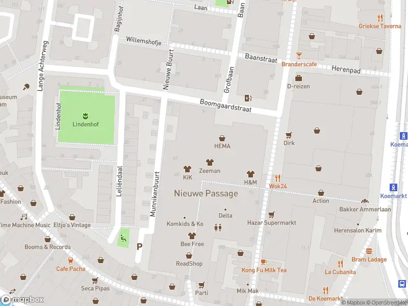 Ambulance met grote spoed naar de Boomgaardstraat in Schiedam