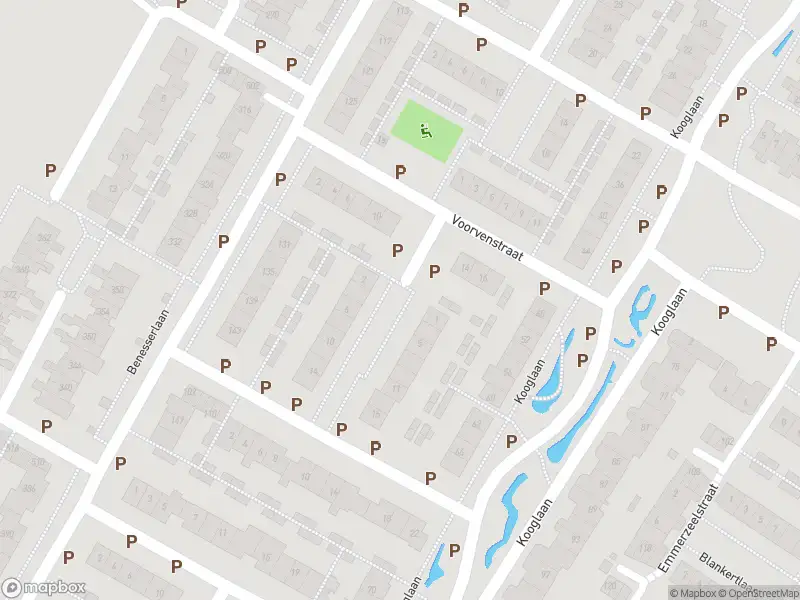 Brandweer met gepaste spoed naar de Florisvenstraat in Uitgeest vanwege afhijsen patient