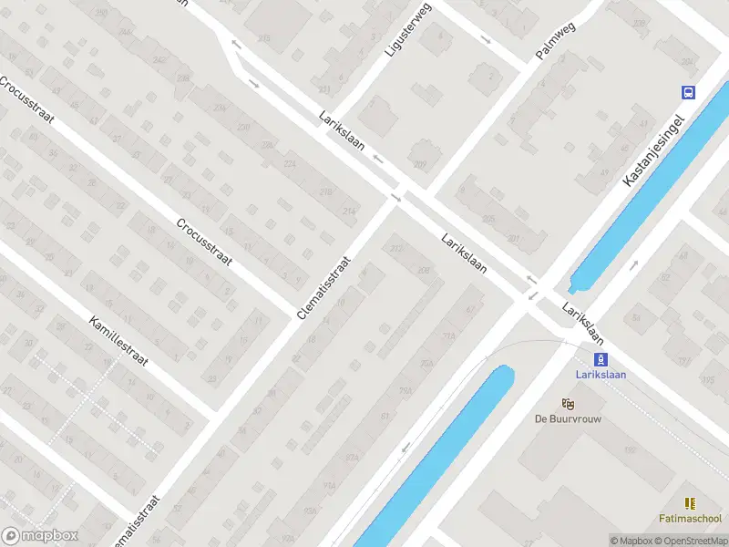 Ambulance met grote spoed naar de Clematisstraat in Rotterdam