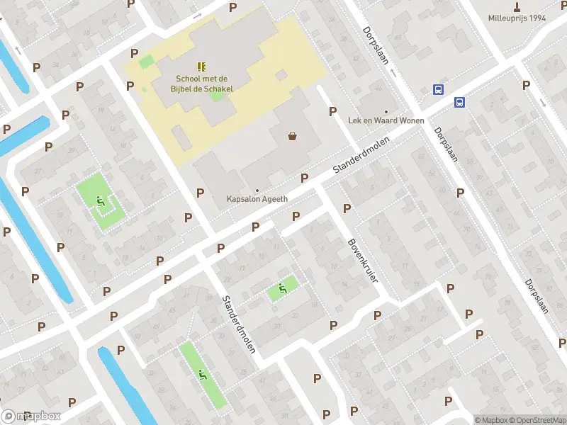 Brandweer met grote spoed naar de Standerdmolen in Nieuw-Lekkerland vanwege gebouwbrand