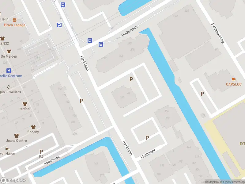 Ambulance met gepaste spoed naar de Parelduiker in Capelle aan den IJssel