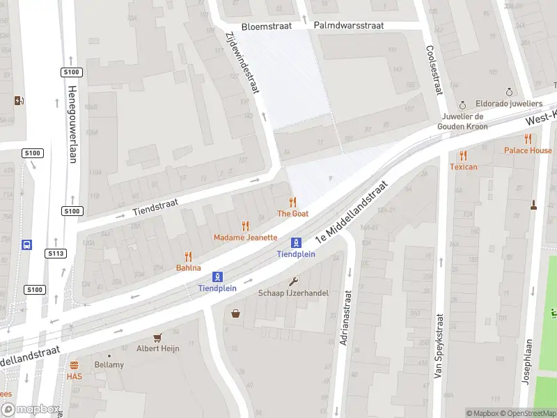 Ambulance met grote spoed naar de 1e Middellandstraat in Rotterdam