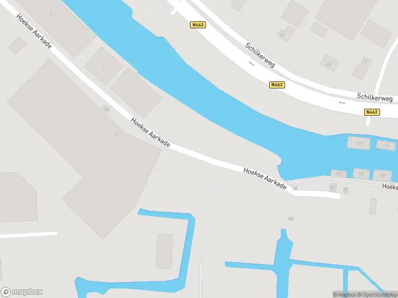 Ambulance met gepaste spoed naar de Hoekse Aarkade in Ter Aar