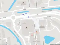 Ambulance met gepaste spoed naar de Bruggehoofd in Hellevoetsluis