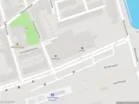 Ambulance met grote spoed naar de Parallelweg in Vlaardingen