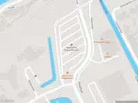 Brandweer met gepaste spoed naar de Houttuinlaan in Woerden vanwege een liftopsluiting