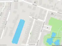 Ambulance met gepaste spoed naar de Rijshoutstraat in Sliedrecht