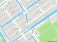 Ambulance met grote spoed naar de De Kringloop in Delft