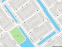 Politie met grote spoed naar de Ds. C. Spoorlaan in Nootdorp vanwege ongeval met letsel