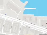 Ambulance met grote spoed naar de Merwedestraat in Dordrecht