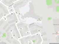 Ambulance met gepaste spoed naar de Steenen Dijck in Maassluis