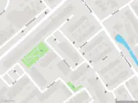 Ambulance met grote spoed naar de Duiventorenstraat in Naaldwijk