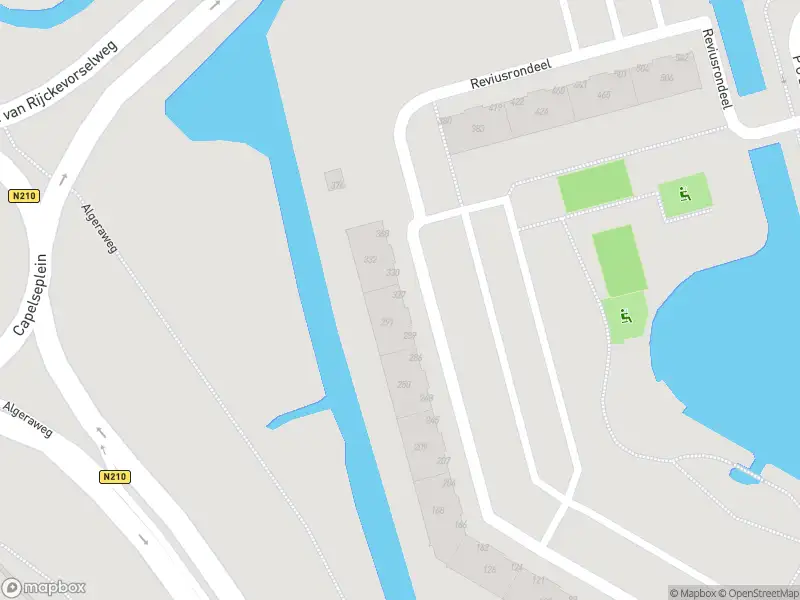 Ambulance met gepaste spoed naar de Reviusrondeel in Capelle aan den IJssel