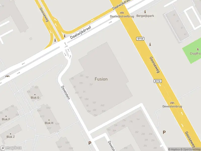 Ambulance met gepaste spoed naar de Develstein in Amsterdam