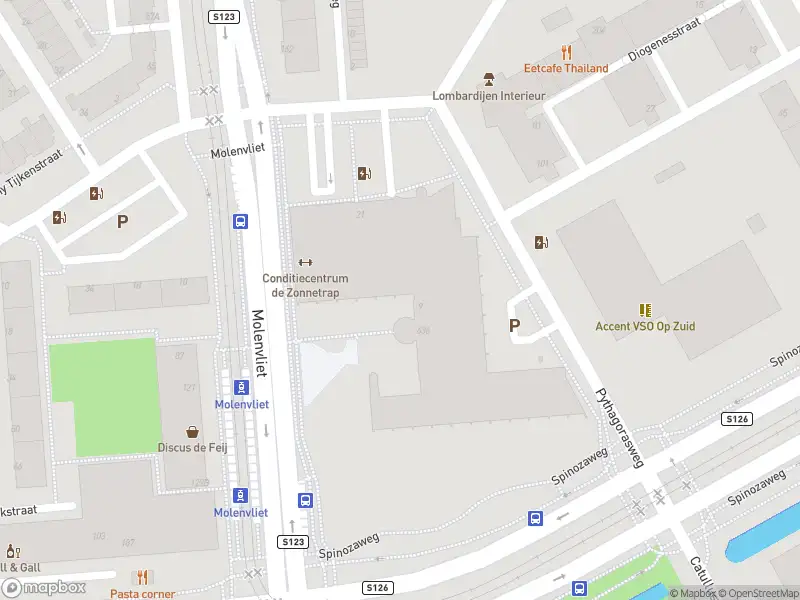 Ambulance met grote spoed naar de Molenvliet in Rotterdam