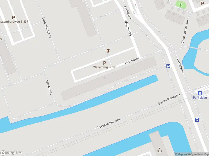 Ambulance met gepaste spoed naar de Wenenweg in Vlaardingen