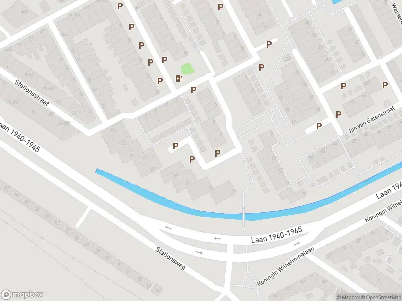 Ambulance met grote spoed naar de Van Speykstraat in Maassluis