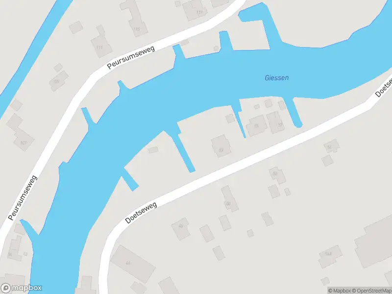 Ambulance naar de Doetseweg in Giessenburg